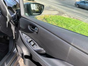 Nissan Leaf 40kWh N-Connecta Auto 5dr