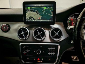 Mercedes-Benz C Class 2.1 GLA220d AMG Line 7G-DCT 4MATIC Euro 6 (s/s) 5dr