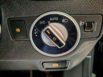 Mercedes-Benz C Class 2.1 GLA220d AMG Line 7G-DCT 4MATIC Euro 6 (s/s) 5dr