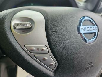 Nissan Leaf 24kWh Visia Auto 5dr