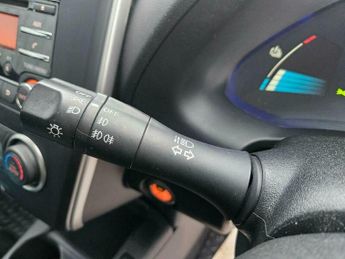 Nissan Leaf 24kWh Visia Auto 5dr