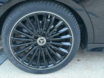 Mercedes-Benz C Class 1.3 CLA180h MHEV AMG Line (Premium Plus) Shooting Brake 7G-DCT E