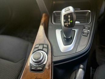 BMW 3 SERIES 2.0 320d SE Auto Euro 5 (s/s) 4dr