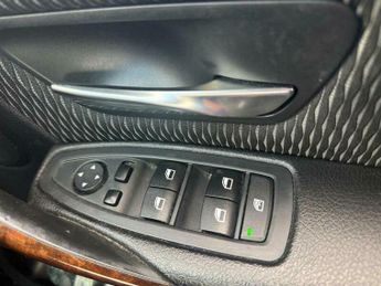 BMW 3 SERIES 2.0 320d SE Auto Euro 5 (s/s) 4dr