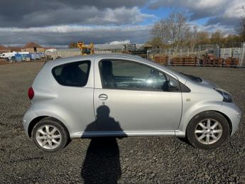 Toyota AYGO VVT-I PLATINUM
