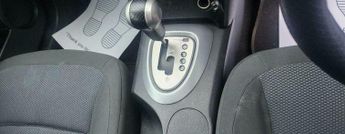 Nissan Qashqai 2.0 Visia CVT 2WD 5dr