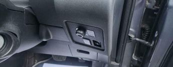 Nissan Qashqai 2.0 Visia CVT 2WD 5dr