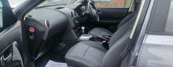 Nissan Qashqai 2.0 Visia CVT 2WD 5dr