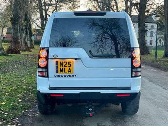 Land Rover Discovery 3.0 SD V6 Landmark Auto 4WD Euro 6 (s/s) 5dr