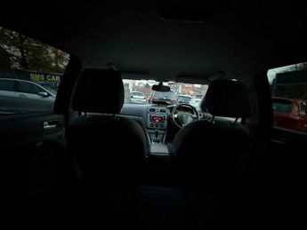 Ford Focus 2.0 Titanium 5dr