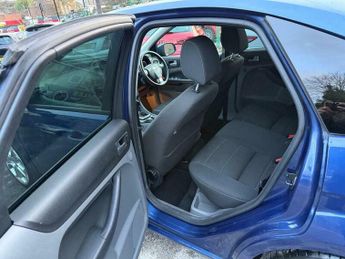 Ford Focus 2.0 Titanium 5dr