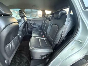 Hyundai Santa Fe 2.2 CRDi Premium Auto 4WD Euro 5 5dr (7 seat)