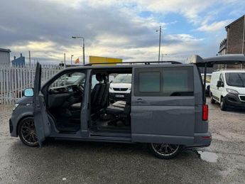 Volkswagen Transporter T32 TDI KOMBI HIGHLINE