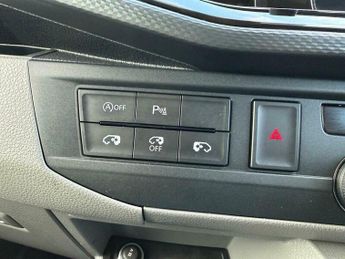 Volkswagen Transporter T32 TDI KOMBI HIGHLINE