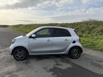 Smart ForFour 17.6kWh Premium Hatchback 5dr Electric Auto (22kW Charger) (82 p