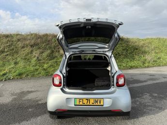 Smart ForFour 17.6kWh Premium Hatchback 5dr Electric Auto (22kW Charger) (82 p