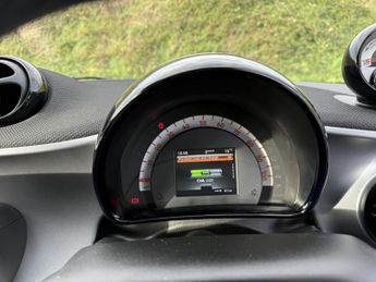 Smart ForFour 17.6kWh Premium Hatchback 5dr Electric Auto (22kW Charger) (82 p