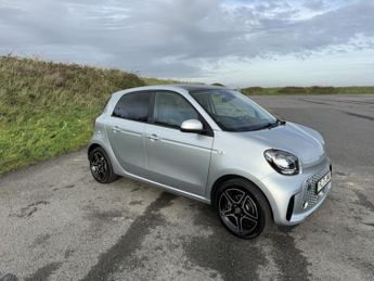 Smart ForFour 17.6kWh Premium Hatchback 5dr Electric Auto (22kW Charger) (82 p
