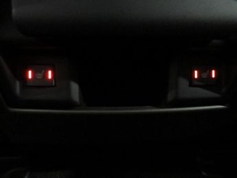 Land Rover Discovery SDV6 LANDMARK