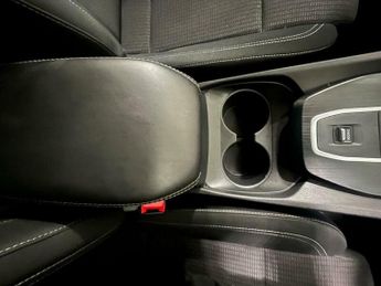 Nissan Qashqai 1.3 DIG-T MHEV Acenta Premium XTRON Euro 6 (s/s) 5dr