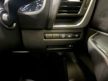 Nissan Qashqai 1.3 DIG-T MHEV Acenta Premium XTRON Euro 6 (s/s) 5dr