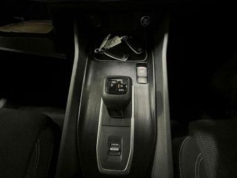 Nissan Qashqai 1.3 DIG-T MHEV Acenta Premium XTRON Euro 6 (s/s) 5dr