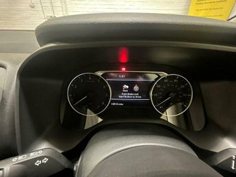 Nissan Qashqai 1.3 DIG-T MHEV Acenta Premium XTRON Euro 6 (s/s) 5dr