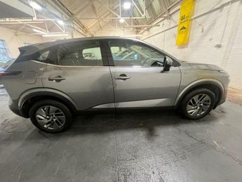 Nissan Qashqai 1.3 DIG-T MHEV Acenta Premium XTRON Euro 6 (s/s) 5dr