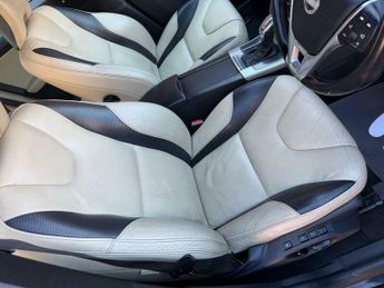 Volvo XC60 2.4 D5 R-Design Geartronic AWD Euro 5 5dr