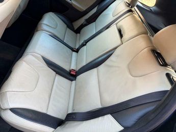 Volvo XC60 2.4 D5 R-Design Geartronic AWD Euro 5 5dr