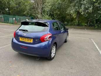 Peugeot 208 1.4 e-HDi Active EGC Euro 5 (s/s) 5dr