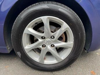 Peugeot 208 1.4 e-HDi Active EGC Euro 5 (s/s) 5dr
