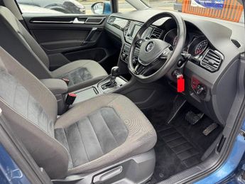 Volkswagen Golf GT TSI DSG