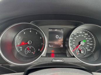 Volkswagen Golf GT TSI DSG