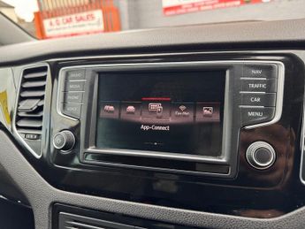 Volkswagen Golf GT TSI DSG