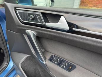 Volkswagen Golf GT TSI DSG