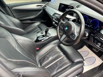 BMW 5 SERIES 2.0 520d M Sport Auto Euro 6 (s/s) 4dr
