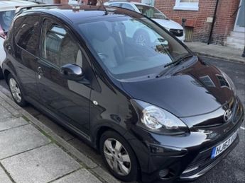 Toyota AYGO 1.0 VVT-i Move Hatchback 5dr Petrol Manual Euro 5 (68 ps)
