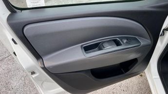Fiat Doblo 1.3 JTD MultiJet 16v Panel Van 4dr Diesel Manual L1 H1 (126 g/km