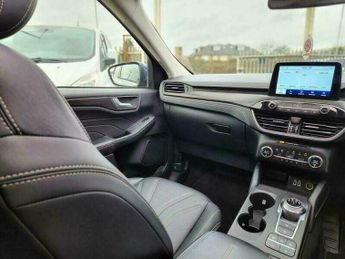 Ford Kuga 2.5 Duratec 14.4kWh Vignale CVT Euro 6 (s/s) 5dr