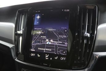 Volvo S90 T4 MOMENTUM