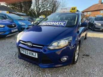 Ford Focus 1.6 Zetec Navigator Powershift Euro 5 5dr