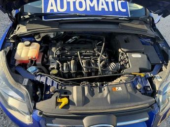 Ford Focus 1.6 Zetec Navigator Powershift Euro 5 5dr