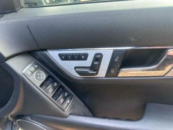 Mercedes-Benz C Class 6.3 C63 V8 AMG G-Tronic Euro 5 4dr