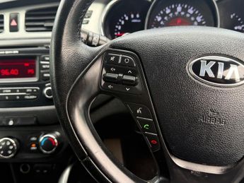 Kia Ceed 1.6 CRDi 2 Auto Euro 5 5dr 126BHP