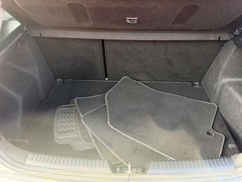 Kia Ceed 1.6 CRDi 2 Auto Euro 5 5dr 126BHP