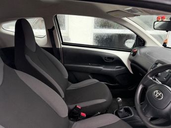 Toyota AYGO VVT-I X