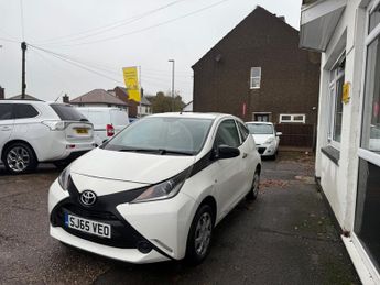 Toyota AYGO VVT-I X