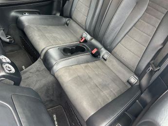 Mercedes E Class E 300 AMG LINE PREMIUM