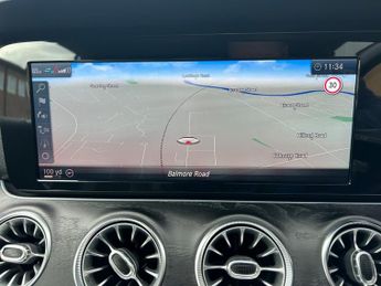 Mercedes E Class E 300 AMG LINE PREMIUM